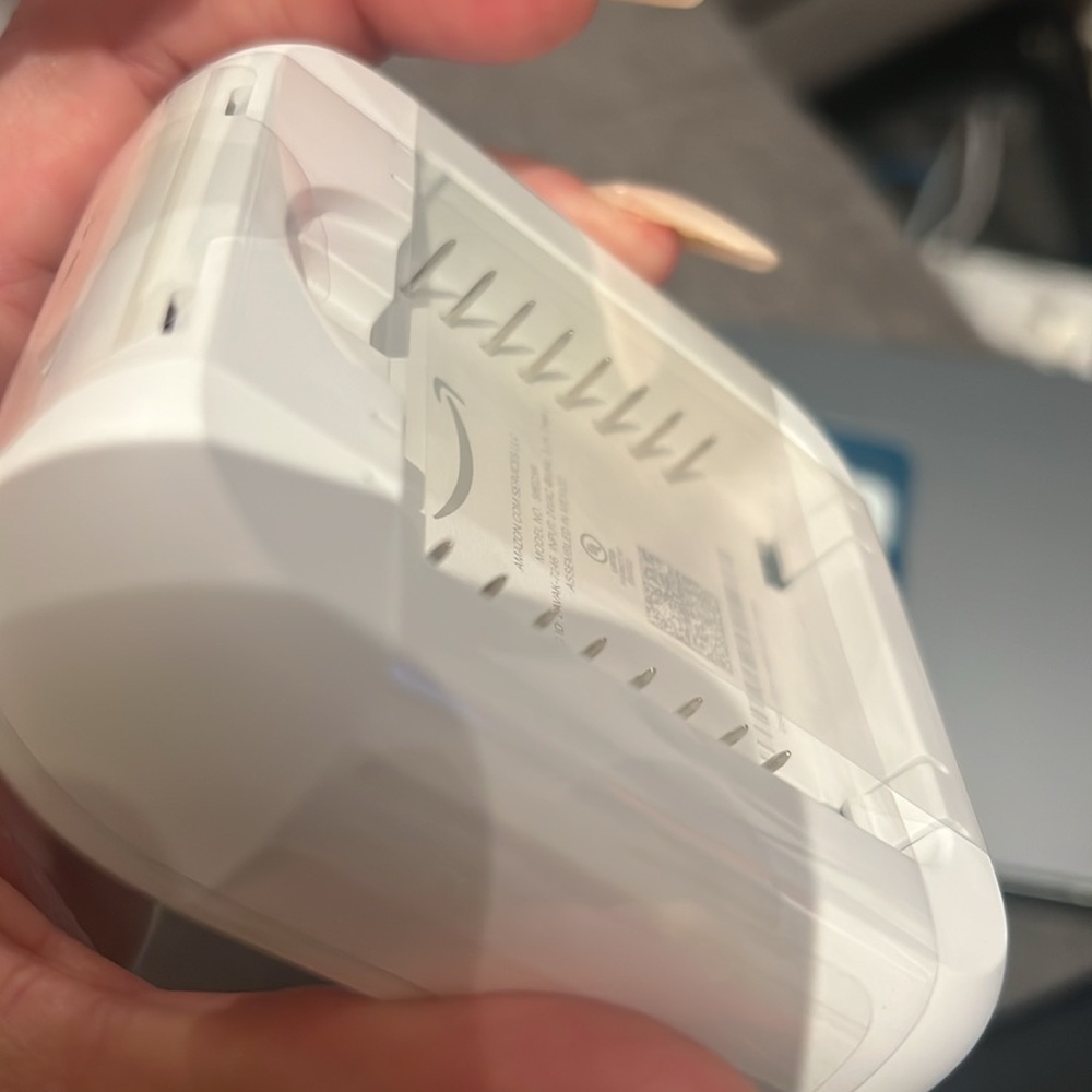Amazon Smart Thermostat - Picture 6 of 10